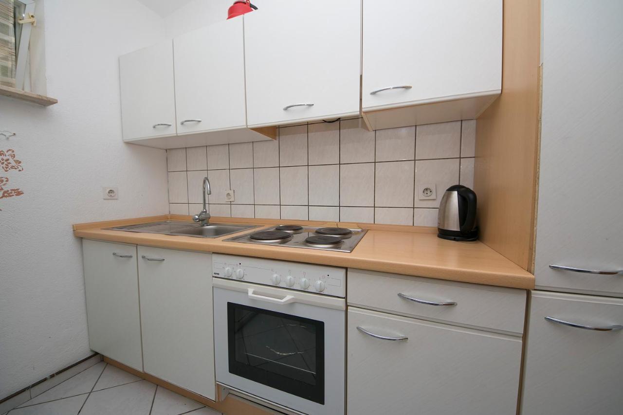 House Ursic Apartment Brela Exterior photo